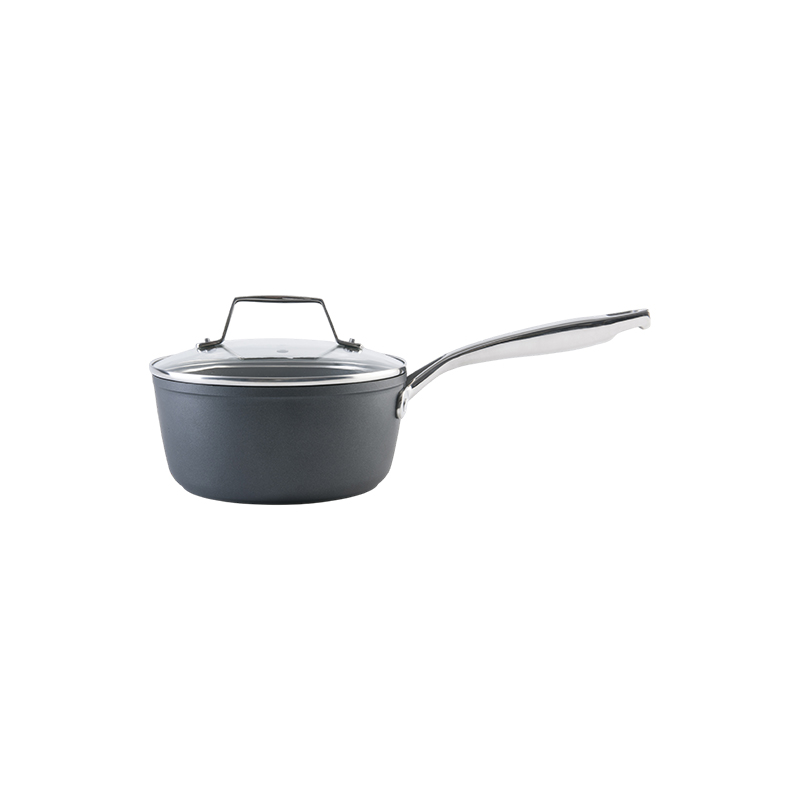 Forged aluminum saucepan with lid